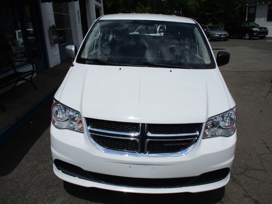 2016 Dodge Grand Caravan 4dr Wgn SE, available for sale in Meriden, Connecticut | Cos Central Auto. Meriden, Connecticut 2016 Dodge Grand Caravan 4dr Wgn SE, available for sale in Meriden, Connecticut | Cos Central Auto. Meriden, Connecticut