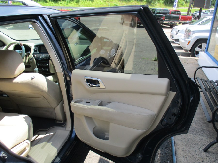 Used Nissan Pathfinder SV Hybrid 4x4 2014 | Cos Central Auto. Meriden, Connecticut Used Nissan Pathfinder SV Hybrid 4x4 2014 | Cos Central Auto. Meriden, Connecticut