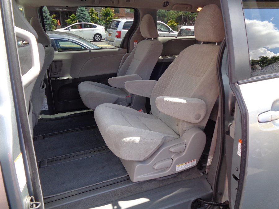 Used Toyota Sienna LE AWD 2019 | Top Speed Motors LLC. Jamaica, New York Used Toyota Sienna LE AWD 2019 | Top Speed Motors LLC. Jamaica, New York