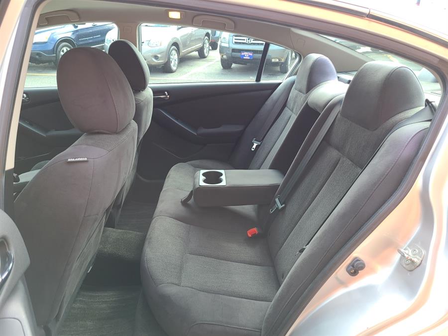 Used Nissan Altima 4dr Sdn 2.5 S 2011 | National Auto Brokers, Inc.. Waterbury, Connecticut Used Nissan Altima 4dr Sdn 2.5 S 2011 | National Auto Brokers, Inc.. Waterbury, Connecticut