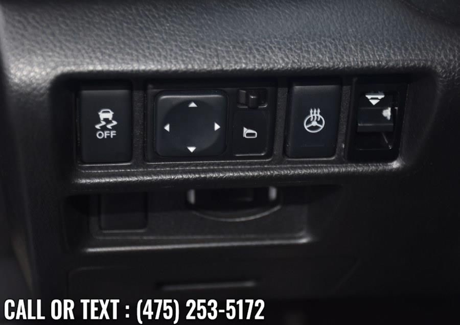 Used Nissan Maxima 4dr Sdn 3.5 SV w/Premium Pkg 2014 | Highline Car Connection. Waterbury, Connecticut Used Nissan Maxima 4dr Sdn 3.5 SV w/Premium Pkg 2014 | Highline Car Connection. Waterbury, Connecticut