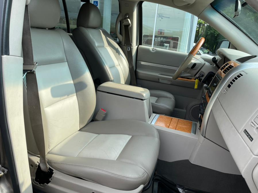 2007 Chrysler Aspen 4WD 4dr Limited, available for sale in Rosedale, New York | Sunrise Auto Sales. Rosedale, New York 2007 Chrysler Aspen 4WD 4dr Limited, available for sale in Rosedale, New York | Sunrise Auto Sales. Rosedale, New York