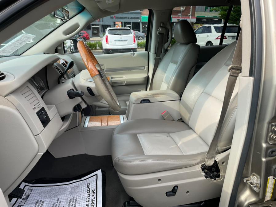 2007 Chrysler Aspen 4WD 4dr Limited, available for sale in Rosedale, New York | Sunrise Auto Sales. Rosedale, New York 2007 Chrysler Aspen 4WD 4dr Limited, available for sale in Rosedale, New York | Sunrise Auto Sales. Rosedale, New York