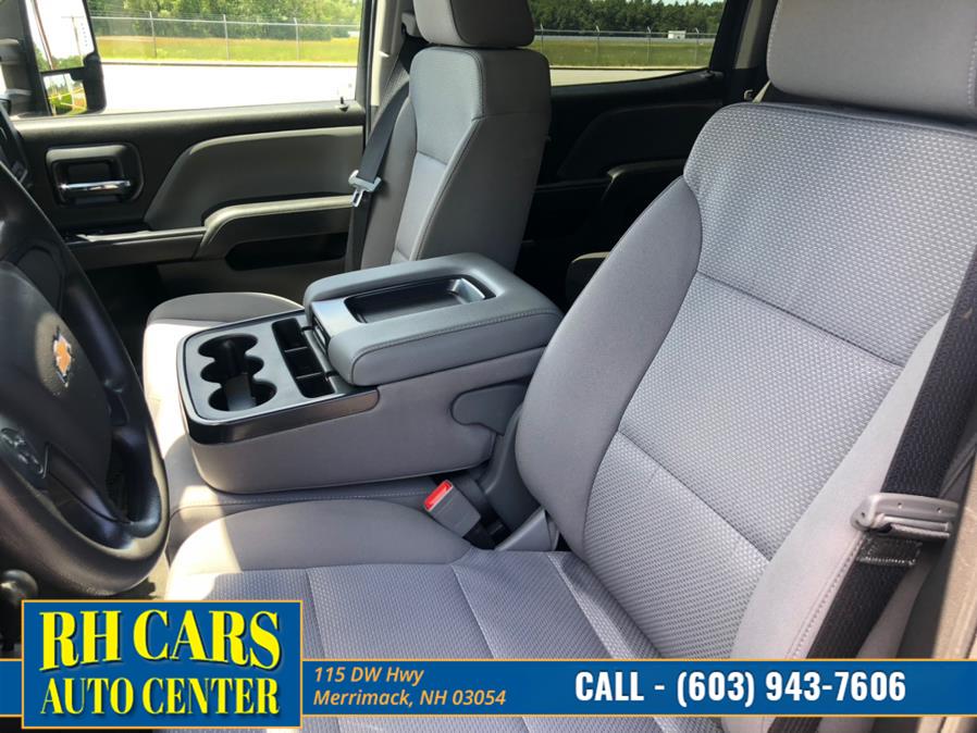 Used Chevrolet Silverado 2500HD Crew Cab 4WD 2018 | RH Cars LLC. Merrimack, New Hampshire Used Chevrolet Silverado 2500HD Crew Cab 4WD 2018 | RH Cars LLC. Merrimack, New Hampshire