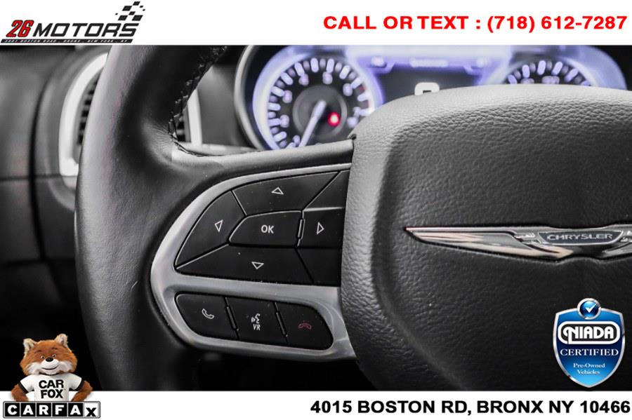 Used Chrysler 300 Touring RWD 2019 | 26 Motors Corp. Bronx, New York Used Chrysler 300 Touring RWD 2019 | 26 Motors Corp. Bronx, New York