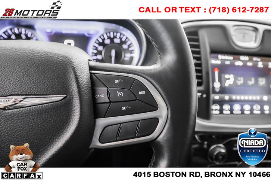 Used Chrysler 300 Touring RWD 2019 | 26 Motors Corp. Bronx, New York Used Chrysler 300 Touring RWD 2019 | 26 Motors Corp. Bronx, New York