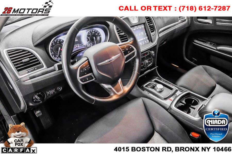 Used Chrysler 300 Touring RWD 2019 | 26 Motors Corp. Bronx, New York Used Chrysler 300 Touring RWD 2019 | 26 Motors Corp. Bronx, New York