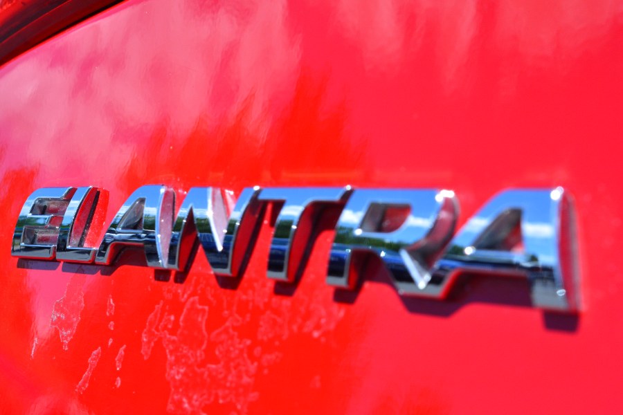 Used Hyundai Elantra GT 5dr HB Man 2013 | Longmeadow Motor Cars. ENFIELD, Connecticut