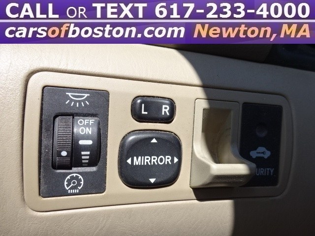 2005 Toyota Corolla 4dr Sdn LE Auto (Natl), available for sale in Newton, Massachusetts | Jacob Auto Sales. Newton, Massachusetts 2005 Toyota Corolla 4dr Sdn LE Auto (Natl), available for sale in Newton, Massachusetts | Jacob Auto Sales. Newton, Massachusetts
