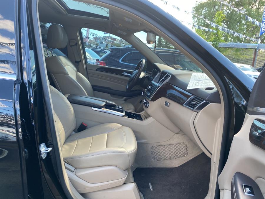 2013 Mercedes-Benz M-Class 4MATIC 4dr ML350, available for sale in Bronx, New York | Champion Auto Sales. Bronx, New York 2013 Mercedes-Benz M-Class 4MATIC 4dr ML350, available for sale in Bronx, New York | Champion Auto Sales. Bronx, New York