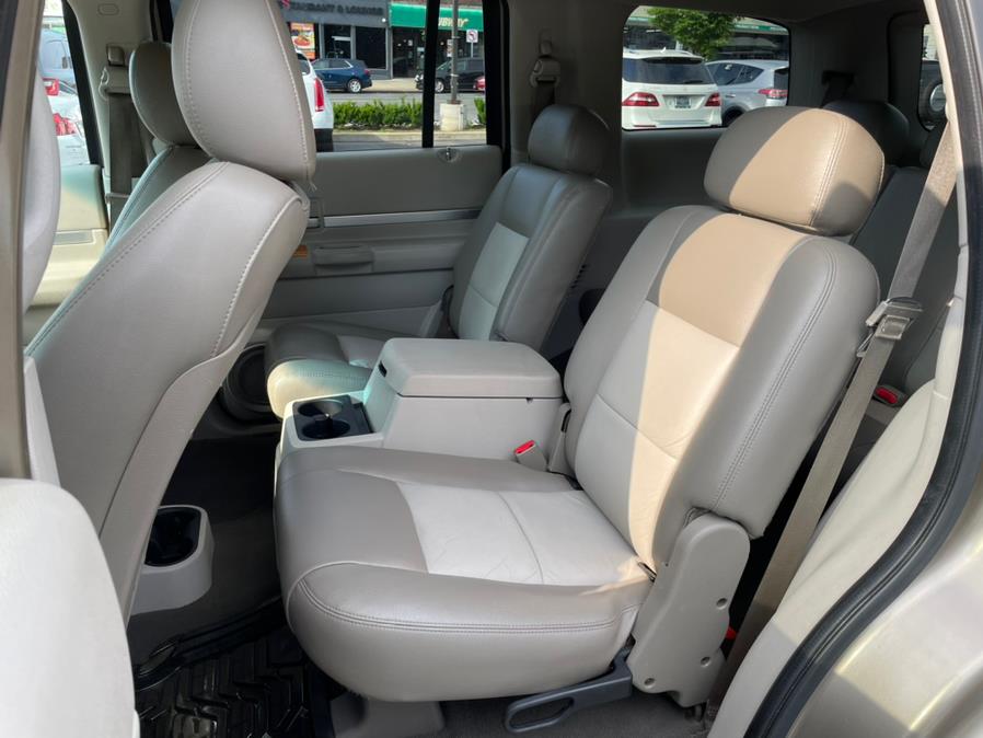 2007 Chrysler Aspen 4WD 4dr Limited, available for sale in Elmont, New York | Sunrise of Elmont. Elmont, New York 2007 Chrysler Aspen 4WD 4dr Limited, available for sale in Elmont, New York | Sunrise of Elmont. Elmont, New York