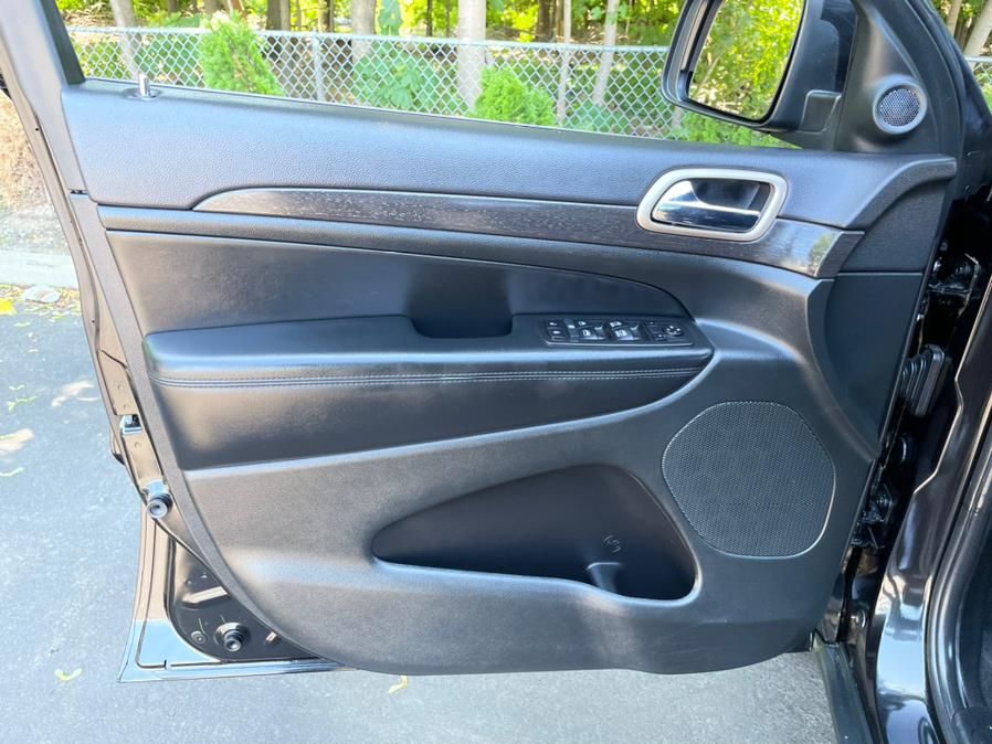 Used Jeep Grand Cherokee 4WD 4dr Laredo 2015 | Sunrise Auto Sales of Elmont. Elmont, New York Used Jeep Grand Cherokee 4WD 4dr Laredo 2015 | Sunrise Auto Sales of Elmont. Elmont, New York