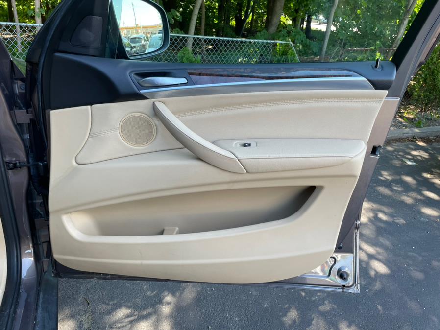 2011 BMW X5 AWD 4dr 35i Premium, available for sale in Elmont, New York | Sunrise of Elmont. Elmont, New York 2011 BMW X5 AWD 4dr 35i Premium, available for sale in Elmont, New York | Sunrise of Elmont. Elmont, New York