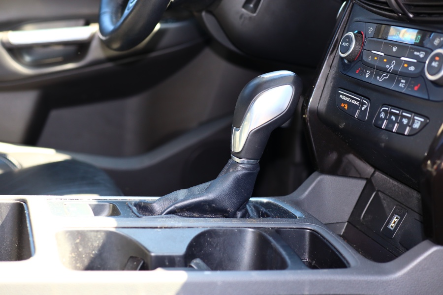 Used Ford Escape Titanium 4WD 2018 | Hillside Auto Mall Inc.. Jamaica, New York Used Ford Escape Titanium 4WD 2018 | Hillside Auto Mall Inc.. Jamaica, New York
