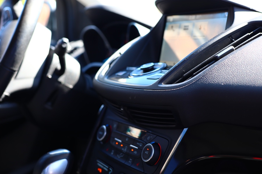 Used Ford Escape Titanium 4WD 2018 | Hillside Auto Mall Inc.. Jamaica, New York Used Ford Escape Titanium 4WD 2018 | Hillside Auto Mall Inc.. Jamaica, New York