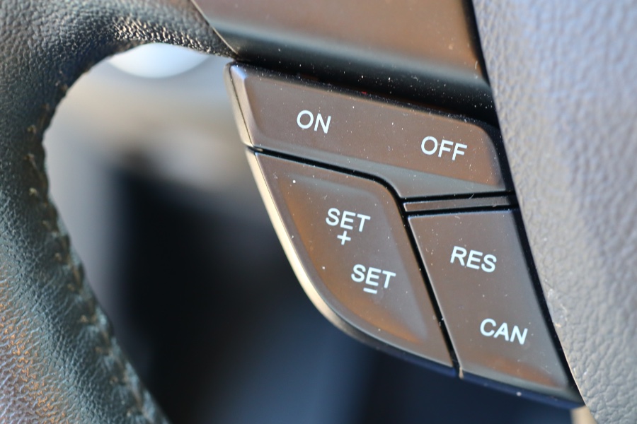 Used Ford Escape Titanium 4WD 2018 | Hillside Auto Mall Inc.. Jamaica, New York Used Ford Escape Titanium 4WD 2018 | Hillside Auto Mall Inc.. Jamaica, New York