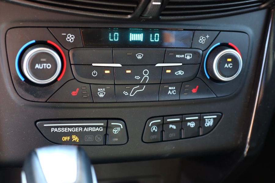 Used Ford Escape Titanium 4WD 2018 | Hillside Auto Mall Inc.. Jamaica, New York Used Ford Escape Titanium 4WD 2018 | Hillside Auto Mall Inc.. Jamaica, New York