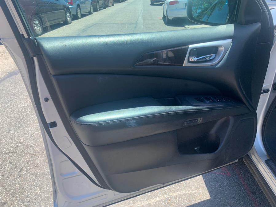 Used Nissan Pathfinder 4WD 4dr SL 2013 | Atlantic Used Car Sales. Brooklyn, New York Used Nissan Pathfinder 4WD 4dr SL 2013 | Atlantic Used Car Sales. Brooklyn, New York