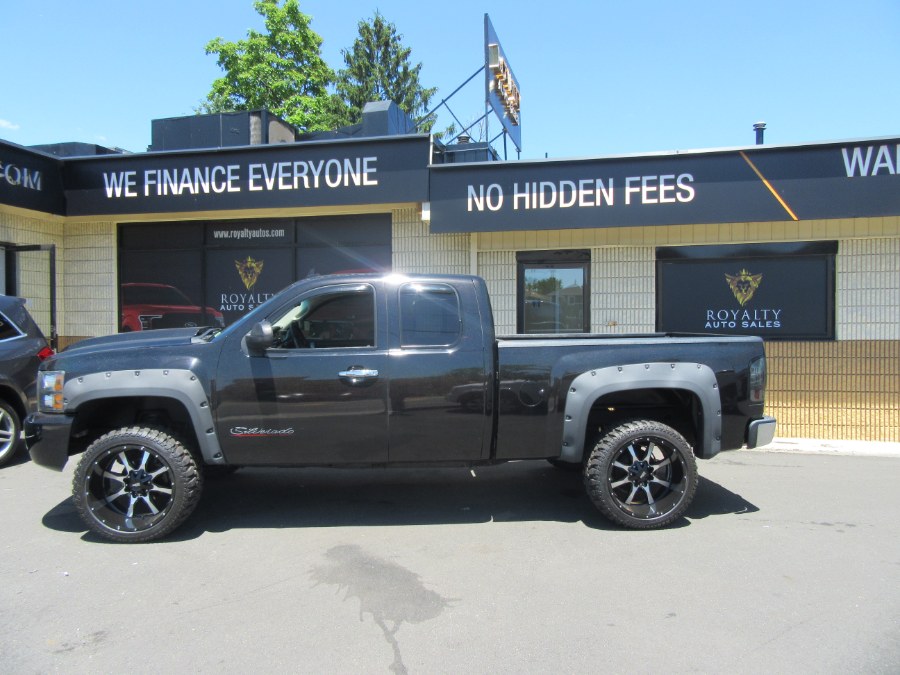 2010 Chevrolet Silverado 1500 4WD Ext Cab 143.5" LT, available for sale in Little Ferry, New Jersey | Royalty Auto Sales. Little Ferry, New Jersey 2010 Chevrolet Silverado 1500 4WD Ext Cab 143.5" LT, available for sale in Little Ferry, New Jersey | Royalty Auto Sales. Little Ferry, New Jersey