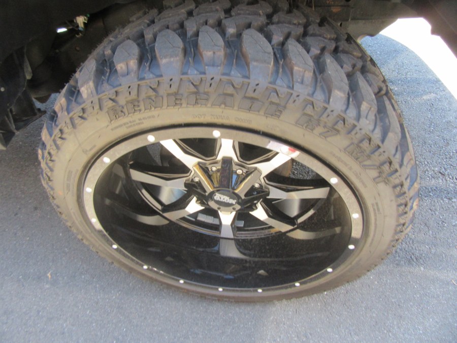 2010 Chevrolet Silverado 1500 4WD Ext Cab 143.5" LT, available for sale in Little Ferry, New Jersey | Royalty Auto Sales. Little Ferry, New Jersey 2010 Chevrolet Silverado 1500 4WD Ext Cab 143.5" LT, available for sale in Little Ferry, New Jersey | Royalty Auto Sales. Little Ferry, New Jersey