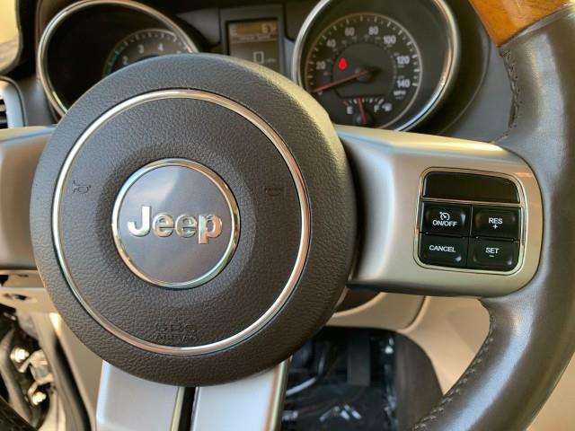 Used Jeep Grand Cherokee Overland 2012 | Valentine Motor Company. Forestville, Maryland Used Jeep Grand Cherokee Overland 2012 | Valentine Motor Company. Forestville, Maryland