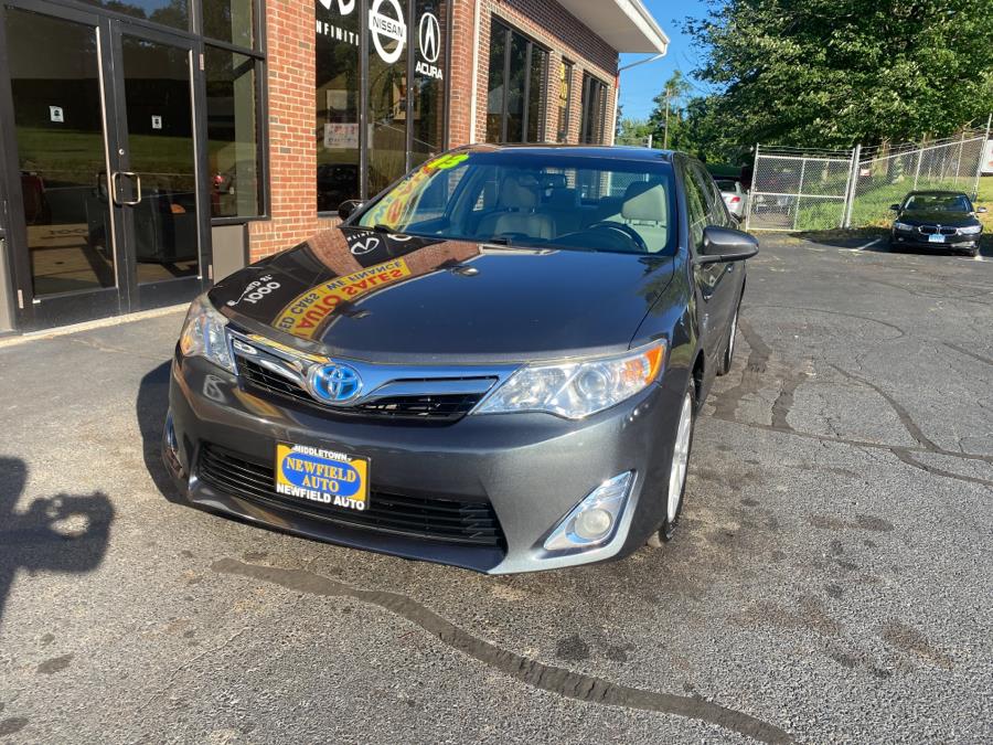 Used Toyota Camry Hybrid 4dr Sdn LE 2013 | Newfield Auto Sales. Middletown, Connecticut