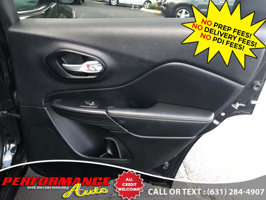 Used Jeep Cherokee 4WD 4dr Latitude TRUE NORTH 2015 | Performance Auto Inc. Bohemia, New York Used Jeep Cherokee 4WD 4dr Latitude TRUE NORTH 2015 | Performance Auto Inc. Bohemia, New York