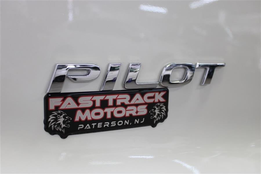 2016 Honda Pilot TOURING, available for sale in Paterson, New Jersey | Fast Track Motors. Paterson, New Jersey 2016 Honda Pilot TOURING, available for sale in Paterson, New Jersey | Fast Track Motors. Paterson, New Jersey