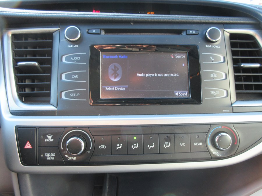 2018 Toyota Highlander LE V6 AWD (Natl), available for sale in Linden, New Jersey | Route 27 Auto Mall. Linden, New Jersey 2018 Toyota Highlander LE V6 AWD (Natl), available for sale in Linden, New Jersey | Route 27 Auto Mall. Linden, New Jersey