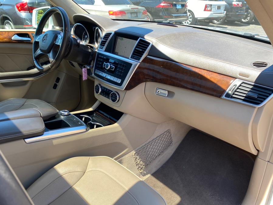 Used Mercedes-Benz GL-Class 4MATIC 4dr GL450 2013 | Lava Motors 2 Inc. Canton, Connecticut Used Mercedes-Benz GL-Class 4MATIC 4dr GL450 2013 | Lava Motors 2 Inc. Canton, Connecticut