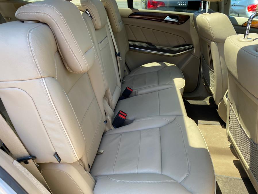 Used Mercedes-Benz GL-Class 4MATIC 4dr GL450 2013 | Lava Motors 2 Inc. Canton, Connecticut Used Mercedes-Benz GL-Class 4MATIC 4dr GL450 2013 | Lava Motors 2 Inc. Canton, Connecticut