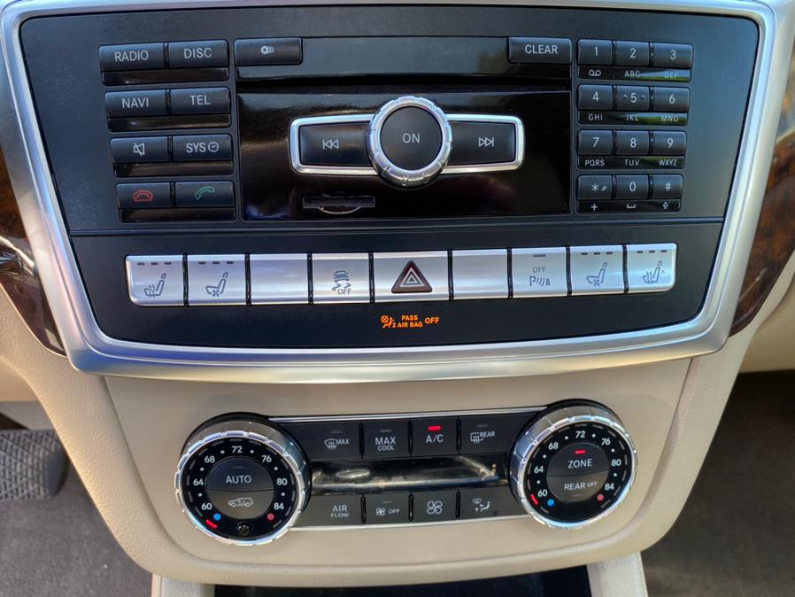 Used Mercedes-Benz GL-Class 4MATIC 4dr GL450 2013 | Lava Motors 2 Inc. Canton, Connecticut Used Mercedes-Benz GL-Class 4MATIC 4dr GL450 2013 | Lava Motors 2 Inc. Canton, Connecticut