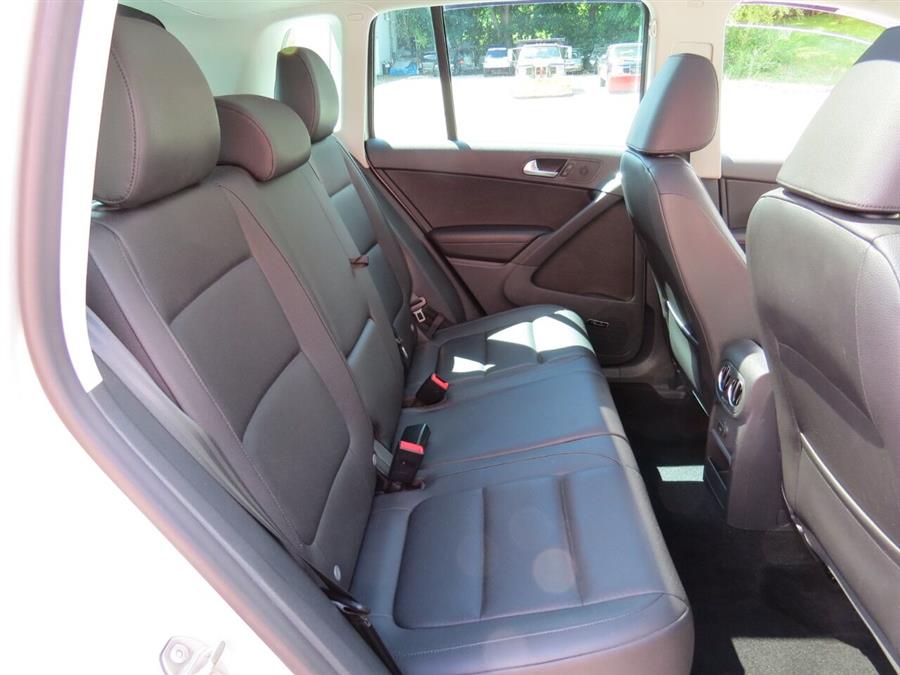 Used Volkswagen Tiguan SEL 4Motion AWD 4dr SUV 2014 | Lake City Exports Inc. Auburn, Maine Used Volkswagen Tiguan SEL 4Motion AWD 4dr SUV 2014 | Lake City Exports Inc. Auburn, Maine