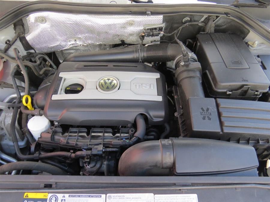 Used Volkswagen Tiguan SEL 4Motion AWD 4dr SUV 2014 | Lake City Exports Inc. Auburn, Maine Used Volkswagen Tiguan SEL 4Motion AWD 4dr SUV 2014 | Lake City Exports Inc. Auburn, Maine