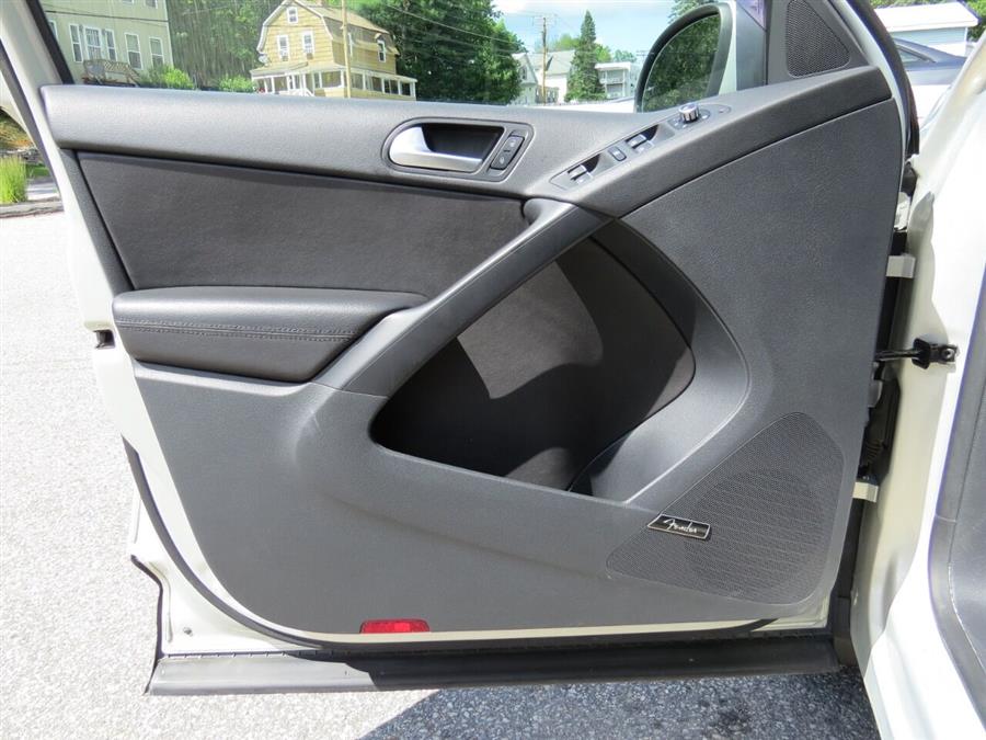 Used Volkswagen Tiguan SEL 4Motion AWD 4dr SUV 2014 | Lake City Exports Inc. Auburn, Maine Used Volkswagen Tiguan SEL 4Motion AWD 4dr SUV 2014 | Lake City Exports Inc. Auburn, Maine