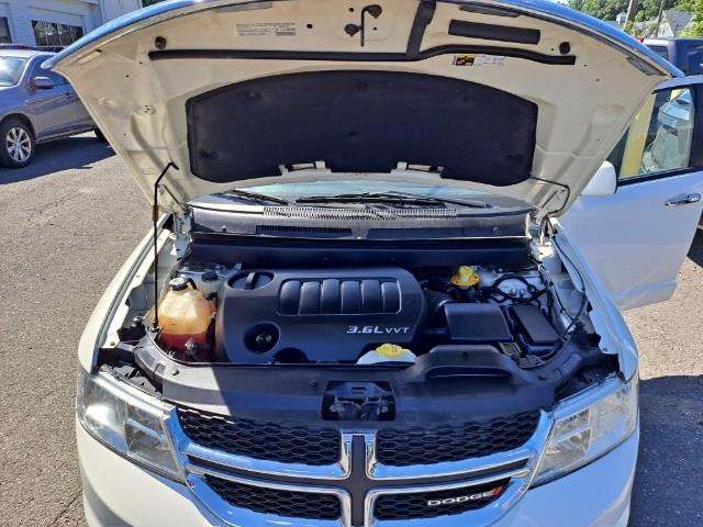 Used Dodge Journey R/T 2014 | Blasius Federal Road. Brookfield, Connecticut Used Dodge Journey R/T 2014 | Blasius Federal Road. Brookfield, Connecticut