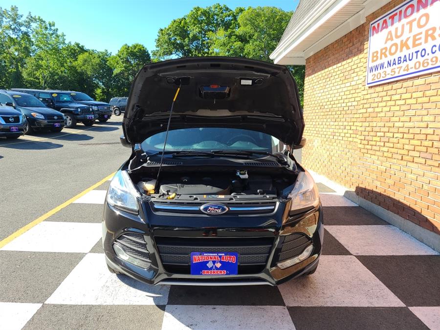 Used Ford Escape 4WD 4dr SE 2016 | National Auto Brokers, Inc.. Waterbury, Connecticut Used Ford Escape 4WD 4dr SE 2016 | National Auto Brokers, Inc.. Waterbury, Connecticut