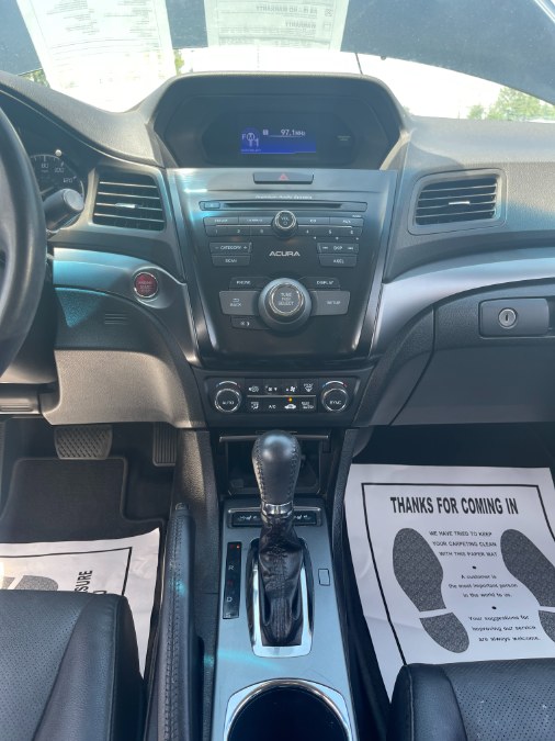 2014 Acura ILX 4dr Sdn 2.0L Premium Pkg, available for sale in Hamden, Connecticut | Northeast Motor Car. Hamden, Connecticut 2014 Acura ILX 4dr Sdn 2.0L Premium Pkg, available for sale in Hamden, Connecticut | Northeast Motor Car. Hamden, Connecticut