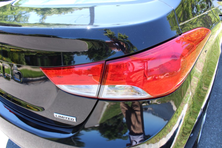 2013 Hyundai Elantra 4dr Sdn Auto Limited, available for sale in Great Neck, New York | Great Neck Car Buyers & Sellers. Great Neck, New York 2013 Hyundai Elantra 4dr Sdn Auto Limited, available for sale in Great Neck, New York | Great Neck Car Buyers & Sellers. Great Neck, New York