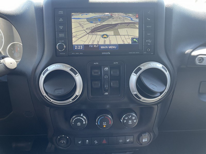 Used Jeep Wrangler Unlimited 4WD 4dr Sahara 2015 | Union Street Auto Sales. West Springfield, Massachusetts Used Jeep Wrangler Unlimited 4WD 4dr Sahara 2015 | Union Street Auto Sales. West Springfield, Massachusetts