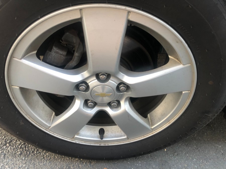 2015 Chevrolet Cruze 4dr Sdn Auto 1LT, available for sale in Bristol, Connecticut | Bristol Auto Center LLC. Bristol, Connecticut 2015 Chevrolet Cruze 4dr Sdn Auto 1LT, available for sale in Bristol, Connecticut | Bristol Auto Center LLC. Bristol, Connecticut