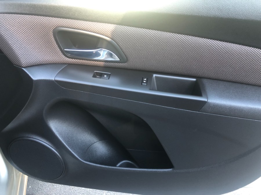 2015 Chevrolet Cruze 4dr Sdn Auto 1LT, available for sale in Bristol, Connecticut | Bristol Auto Center LLC. Bristol, Connecticut 2015 Chevrolet Cruze 4dr Sdn Auto 1LT, available for sale in Bristol, Connecticut | Bristol Auto Center LLC. Bristol, Connecticut