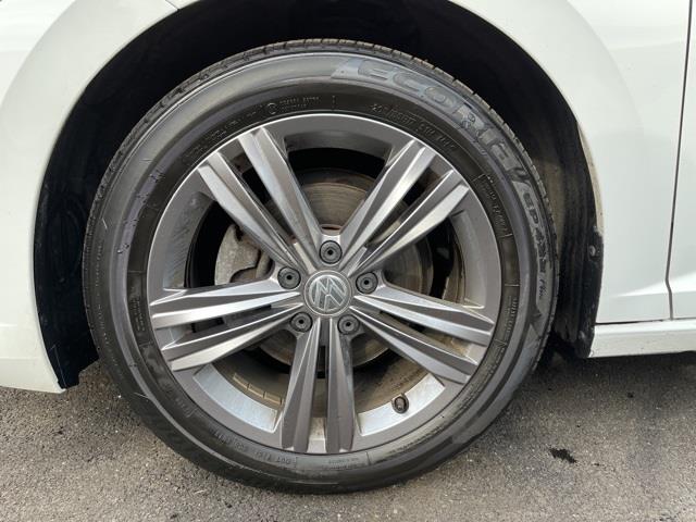 Used Volkswagen Jetta R-Line 2019 | Hillside Auto Outlet. Jamaica, New York Used Volkswagen Jetta R-Line 2019 | Hillside Auto Outlet. Jamaica, New York