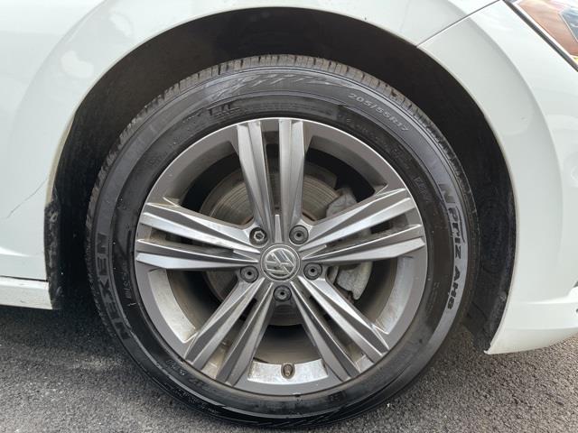 Used Volkswagen Jetta R-Line 2019 | Hillside Auto Outlet. Jamaica, New York Used Volkswagen Jetta R-Line 2019 | Hillside Auto Outlet. Jamaica, New York