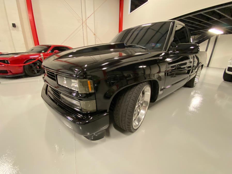 1994 Chevrolet Silverado Reg Cab 117.5" WB, available for sale in Newark, New Jersey | RT Auto Center LLC. Newark, New Jersey 1994 Chevrolet Silverado Reg Cab 117.5" WB, available for sale in Newark, New Jersey | RT Auto Center LLC. Newark, New Jersey