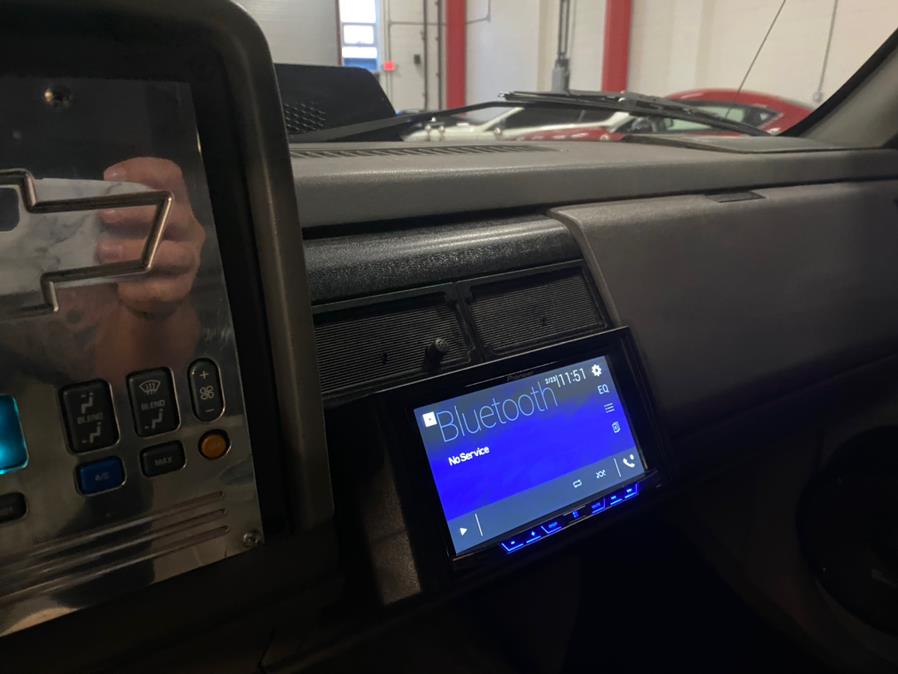 1994 Chevrolet Silverado Reg Cab 117.5" WB, available for sale in Newark, New Jersey | RT Auto Center LLC. Newark, New Jersey 1994 Chevrolet Silverado Reg Cab 117.5" WB, available for sale in Newark, New Jersey | RT Auto Center LLC. Newark, New Jersey