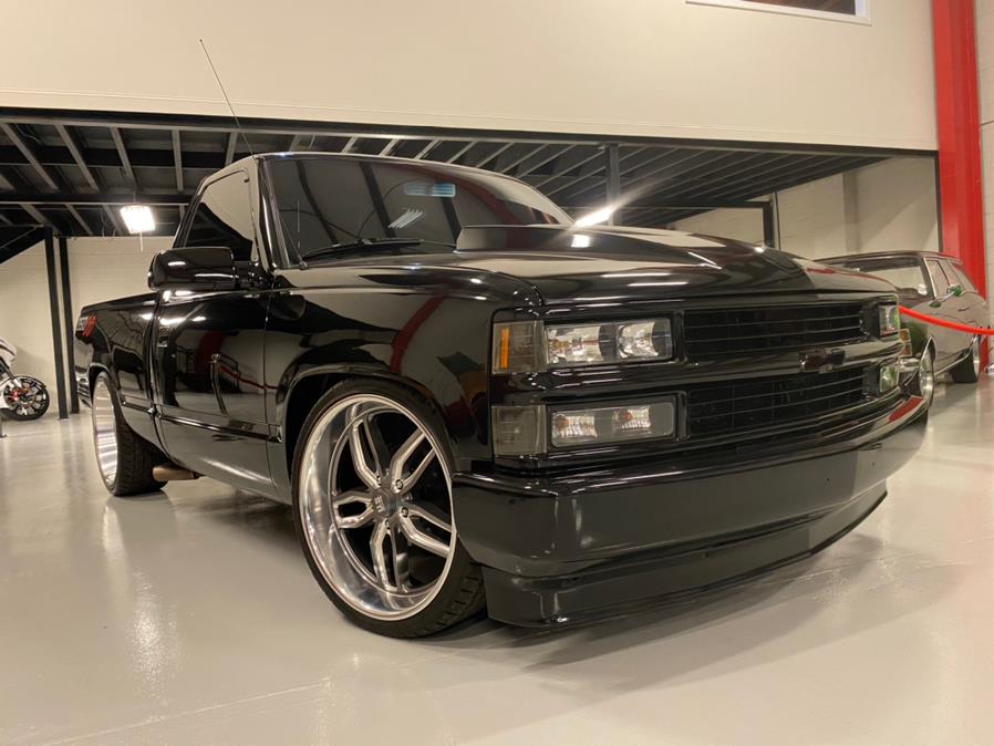 1994 Chevrolet Silverado Reg Cab 117.5" WB, available for sale in Newark, New Jersey | RT Auto Center LLC. Newark, New Jersey 1994 Chevrolet Silverado Reg Cab 117.5" WB, available for sale in Newark, New Jersey | RT Auto Center LLC. Newark, New Jersey