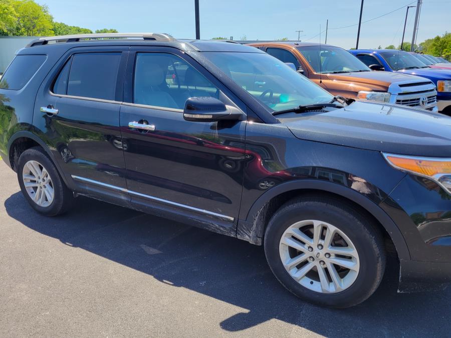 Used Ford Explorer 4WD 4dr XLT 2013 | Searsport Motor Company. Searsport, Maine Used Ford Explorer 4WD 4dr XLT 2013 | Searsport Motor Company. Searsport, Maine