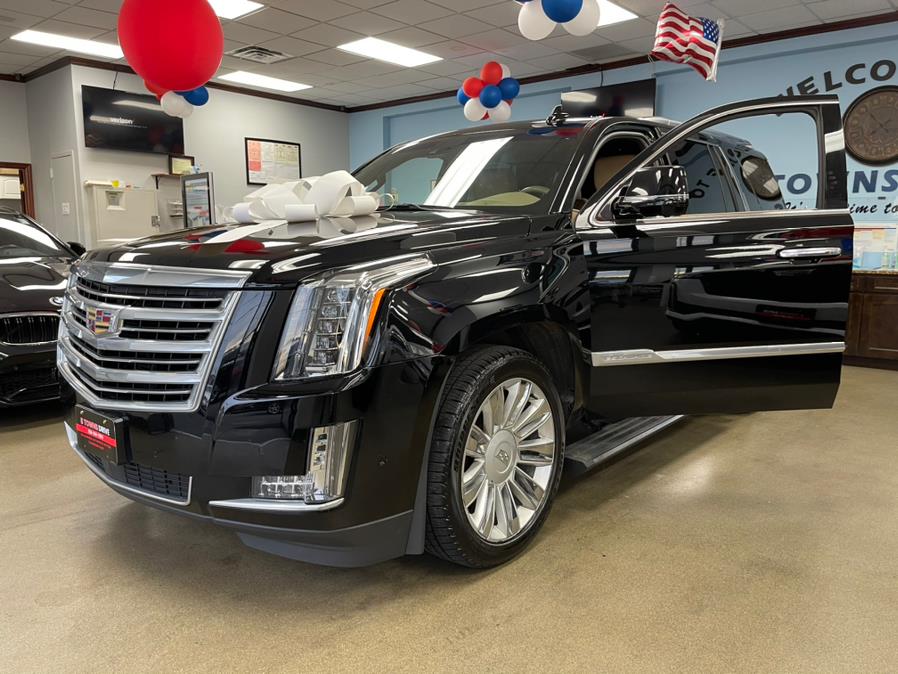 Used Cadillac Escalade 4WD 4dr Platinum 2018 | 5 Towns Drive. Inwood, New York Used Cadillac Escalade 4WD 4dr Platinum 2018 | 5 Towns Drive. Inwood, New York