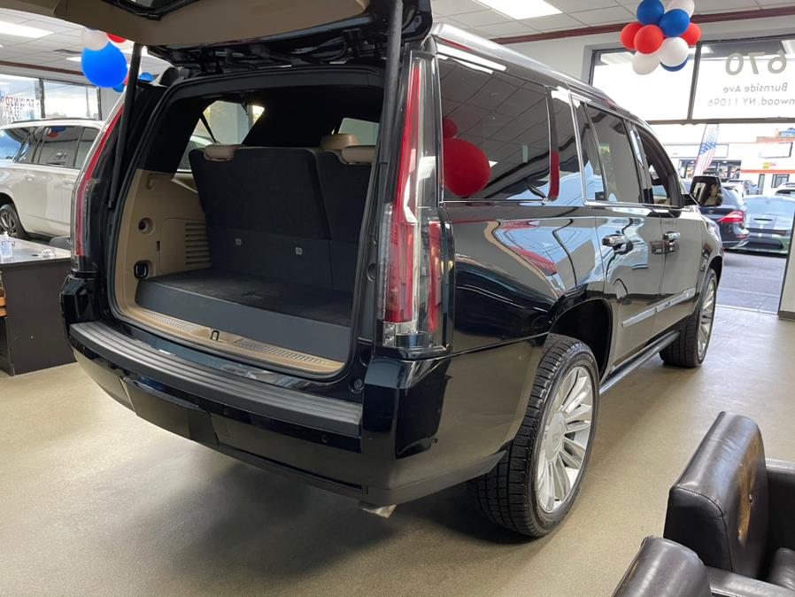 Used Cadillac Escalade 4WD 4dr Platinum 2018 | 5 Towns Drive. Inwood, New York Used Cadillac Escalade 4WD 4dr Platinum 2018 | 5 Towns Drive. Inwood, New York